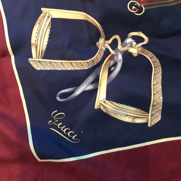 Authentic Gucci scarf. - Picture 2 of 2